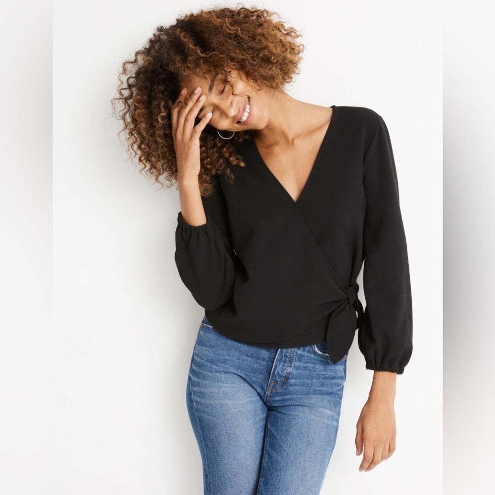 Madewell Texture & Thread Crepe Wrap Top in True Black - Size XXS - Picture 3 of 5